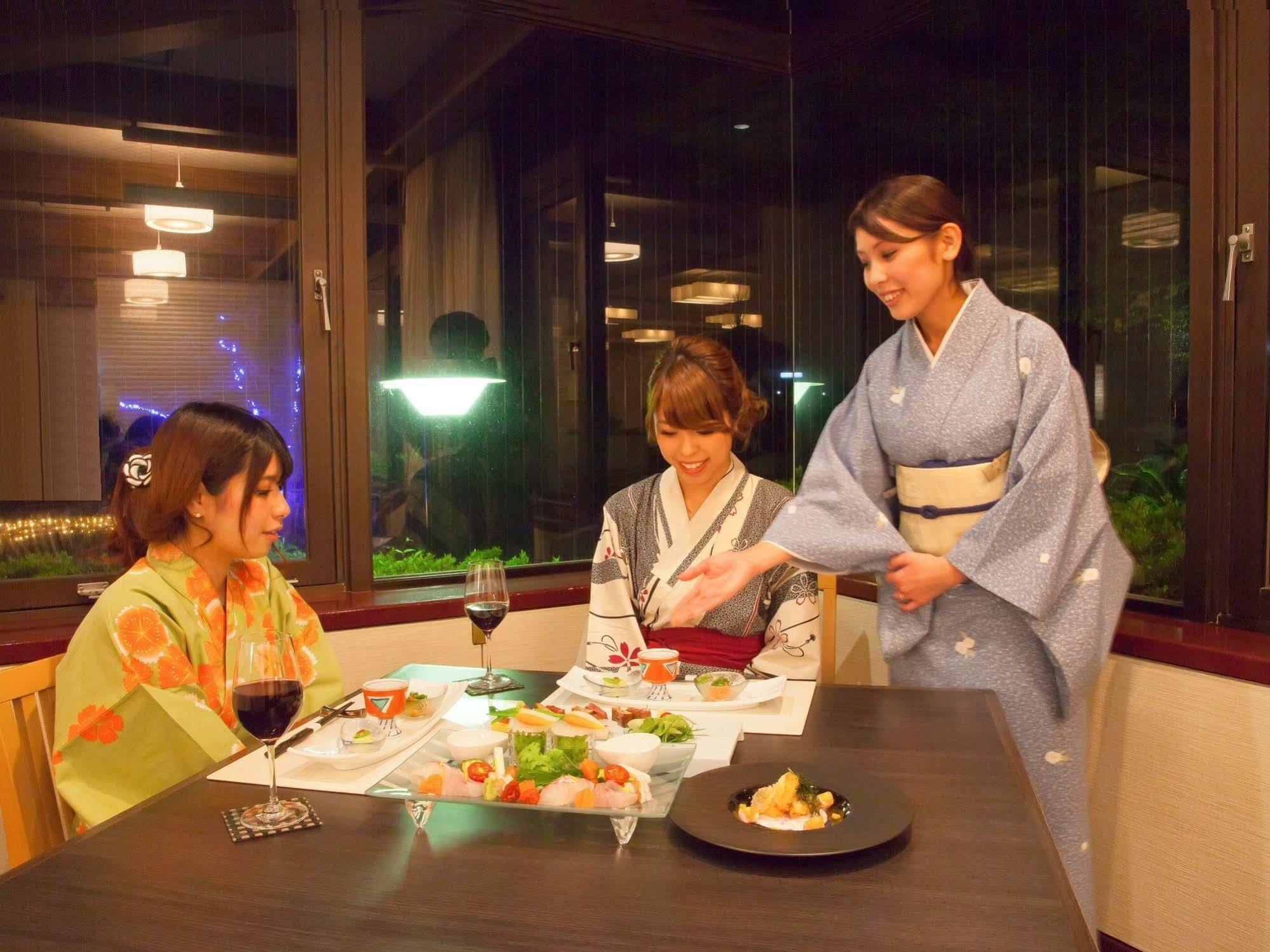Resorpia Beppu Hotel Buitenkant foto